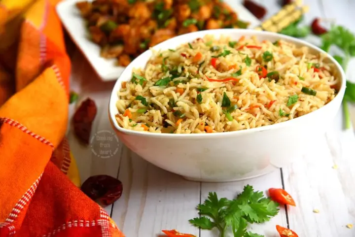 CHILLI GARLIC FRIED RICE / NOODLES